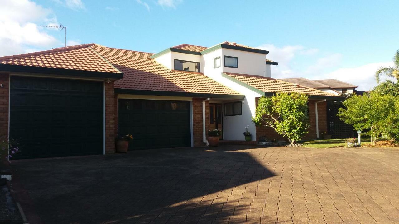Crestwood Bed And Breakfast Whakatane Esterno foto