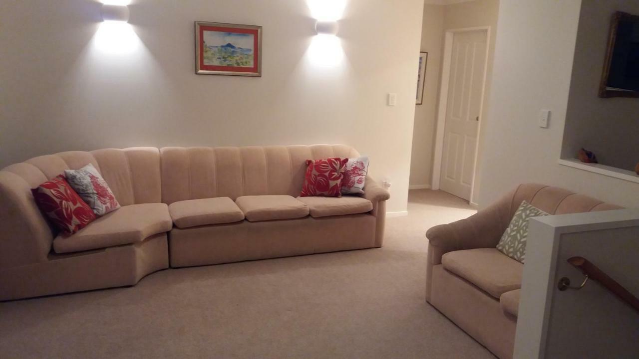 Crestwood Bed And Breakfast Whakatane Esterno foto